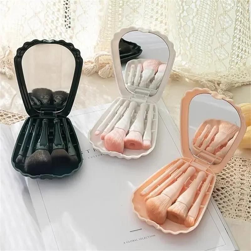 Shell makeup brushes set pocket size